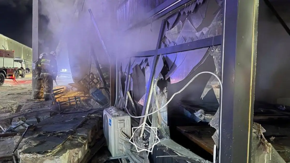 Шестеро погибли и 20 ранены при пожаре в Щучинске