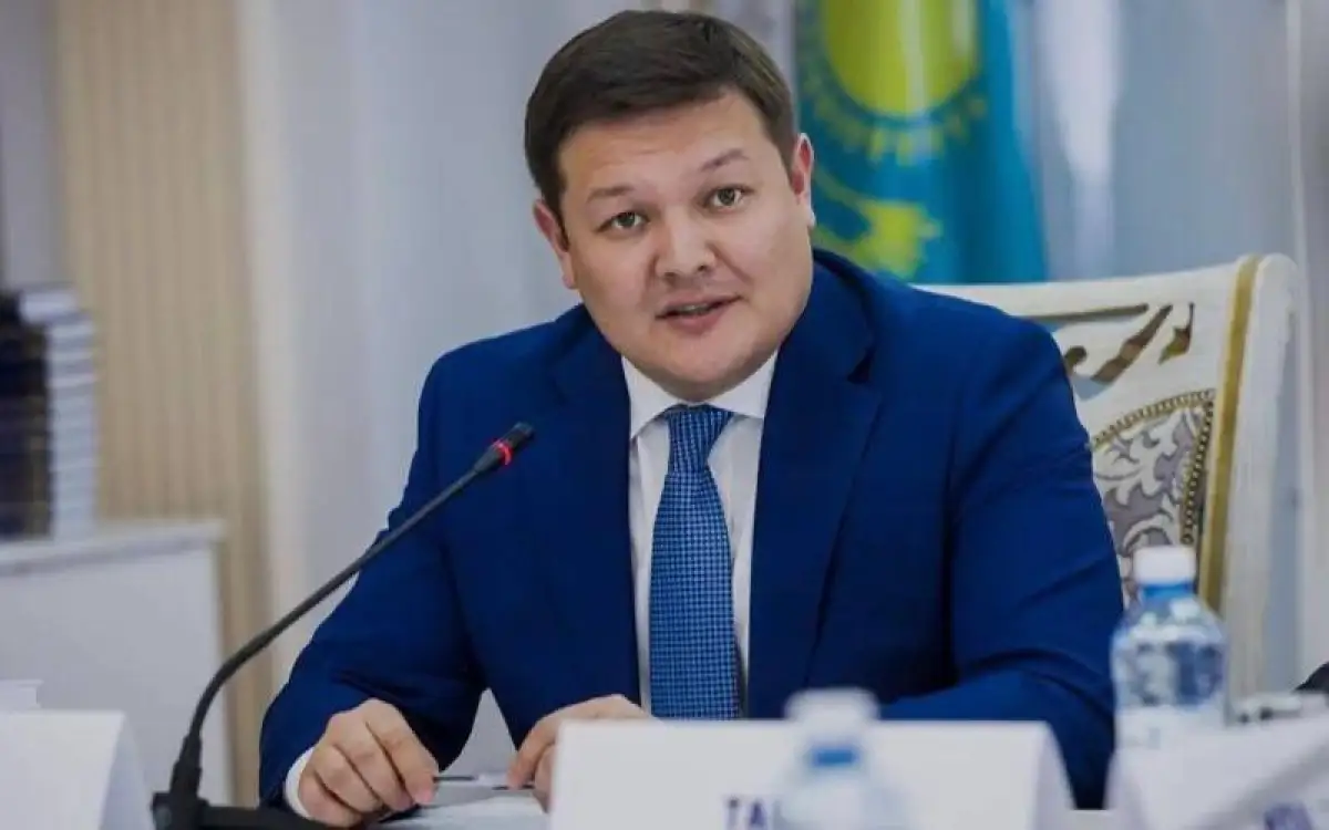 Экс-министр получил должность в партии «Әділет»