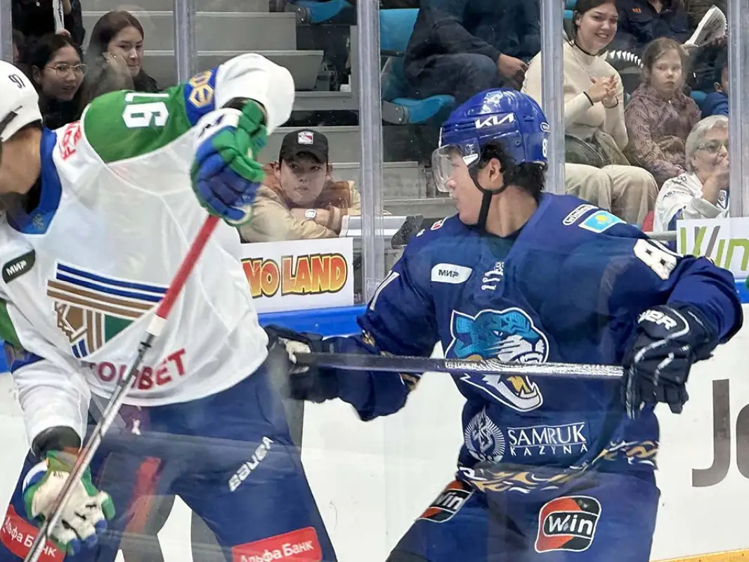 Барыс уступает Салавату Юлаеву после первого периода 