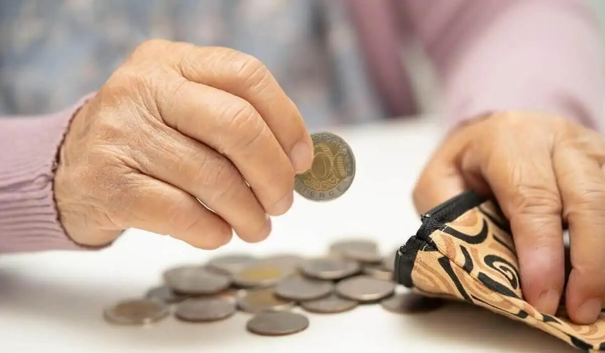 Минтруда назвало фейком новость о пенсиях казахстанцев 