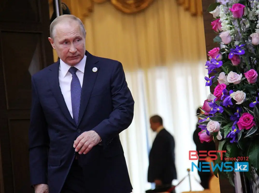 Путин назвал "придурками" тех, кто говорит о сдаче Ленинграда фашистам