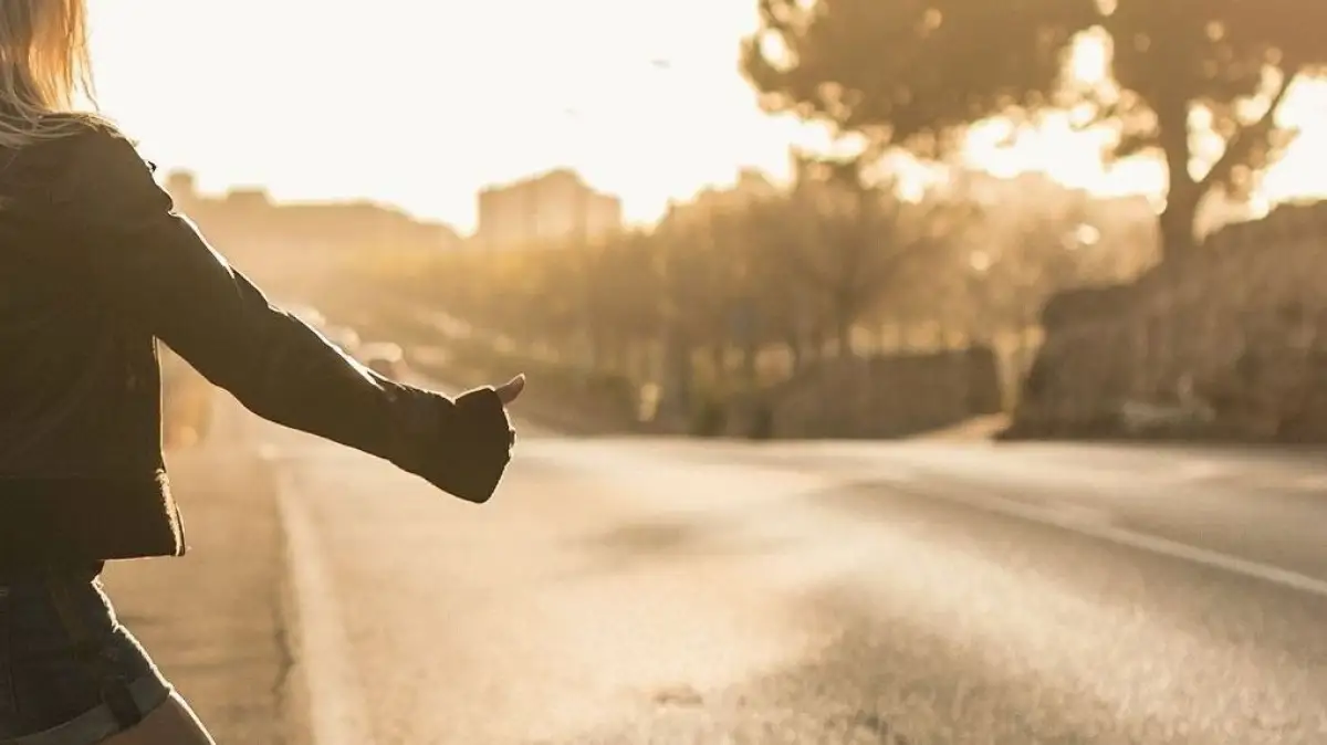 Полицейские нашли пропавшую девятиклассницу на съемной квартире в Шымкенте и вернули домой