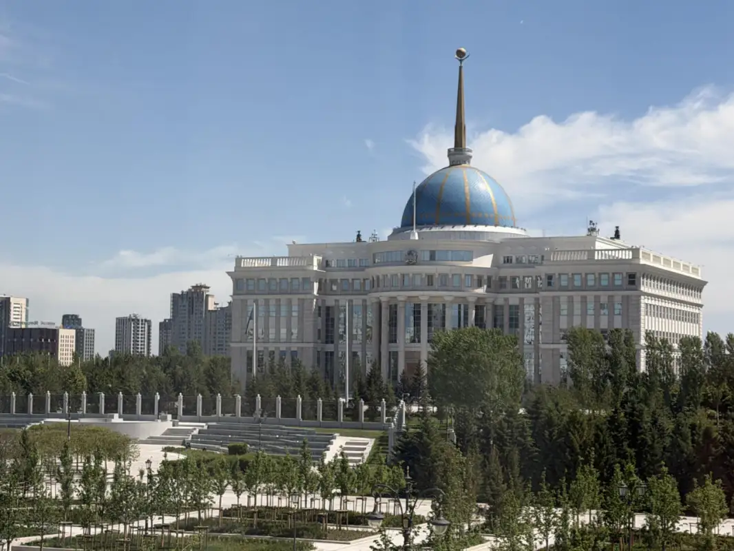 Токаев наградил садовника из Туркестанской области орденом «Еңбек Даңқы»
