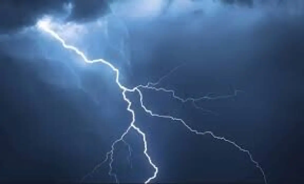 Спасатели предупредили жителей Астаны о ненастье