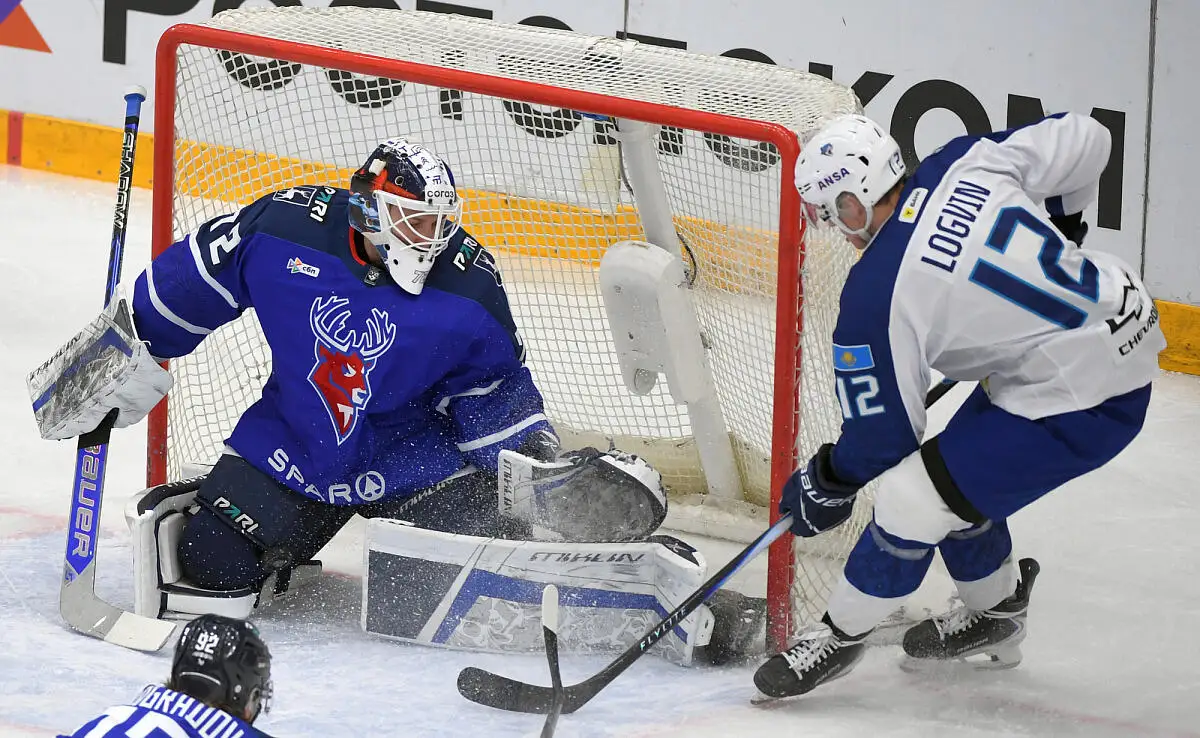 «Барыс» в «жарком» поединке уступил «Торпедо»