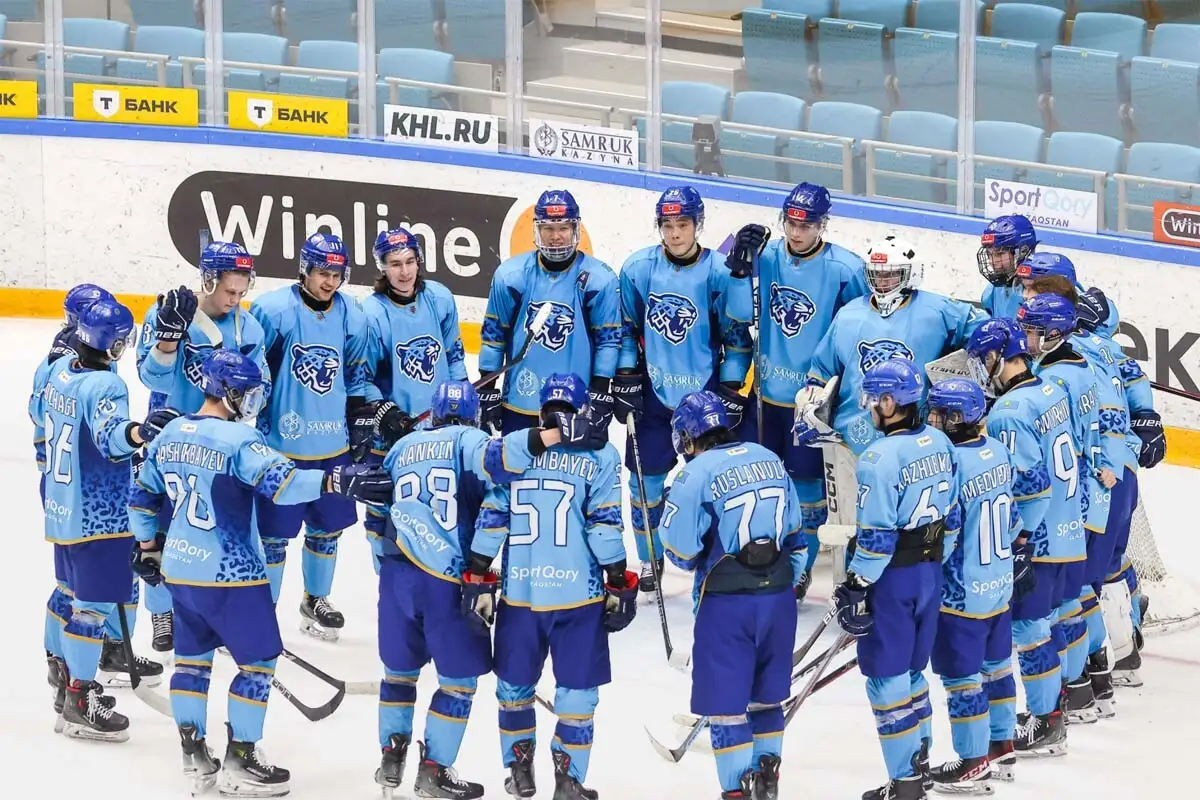 Назван состав "Снежных Барсов" на предсезонные сборы