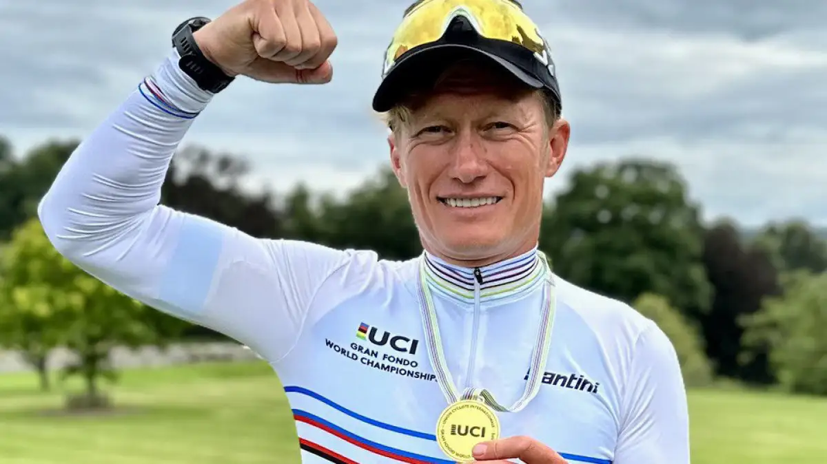 Велогонщик Винокуров снова стал чемпионом 