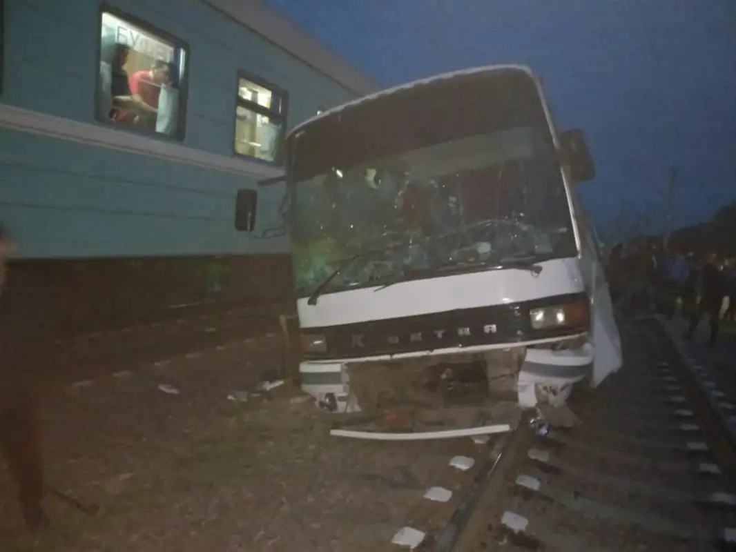 «Сейчас все зашевелились»: после ЧП на перегоне Аксенгир – Чемолган переход с лифтами