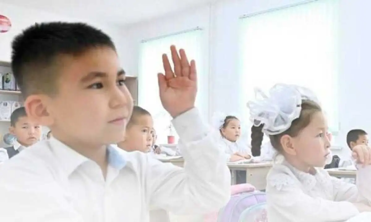 Учебный год в Казахстане начнется 2 сентября - министр Бейсембаев