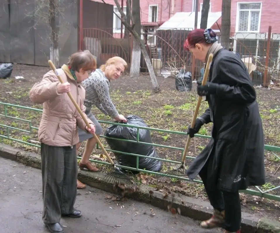 Аймагамбетов: Учителя активно жалуются на директоров школ