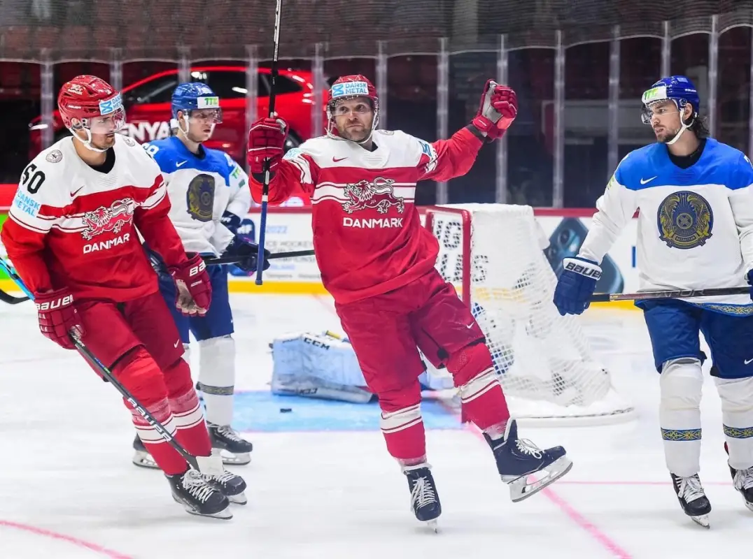 Сборная Казахстана начала с унизительного поражения на ЧМ-2022