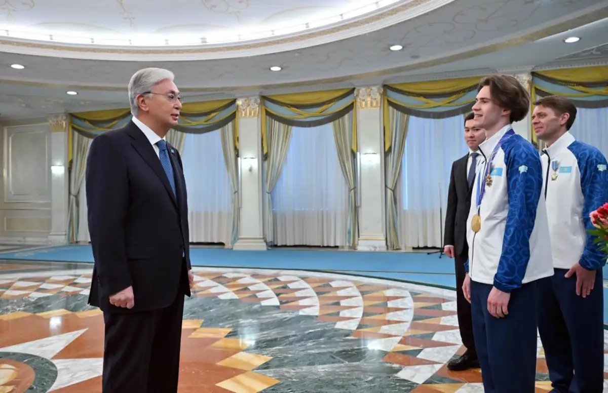 Президент Казахстана поблагодарил отца Михаила Шайдорова