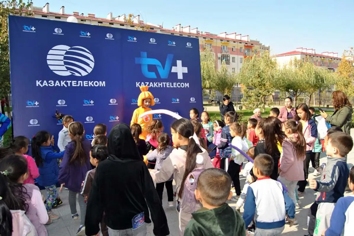 «Казахтелеком» подключает к оптоволокну жилые комплексы Шымкента