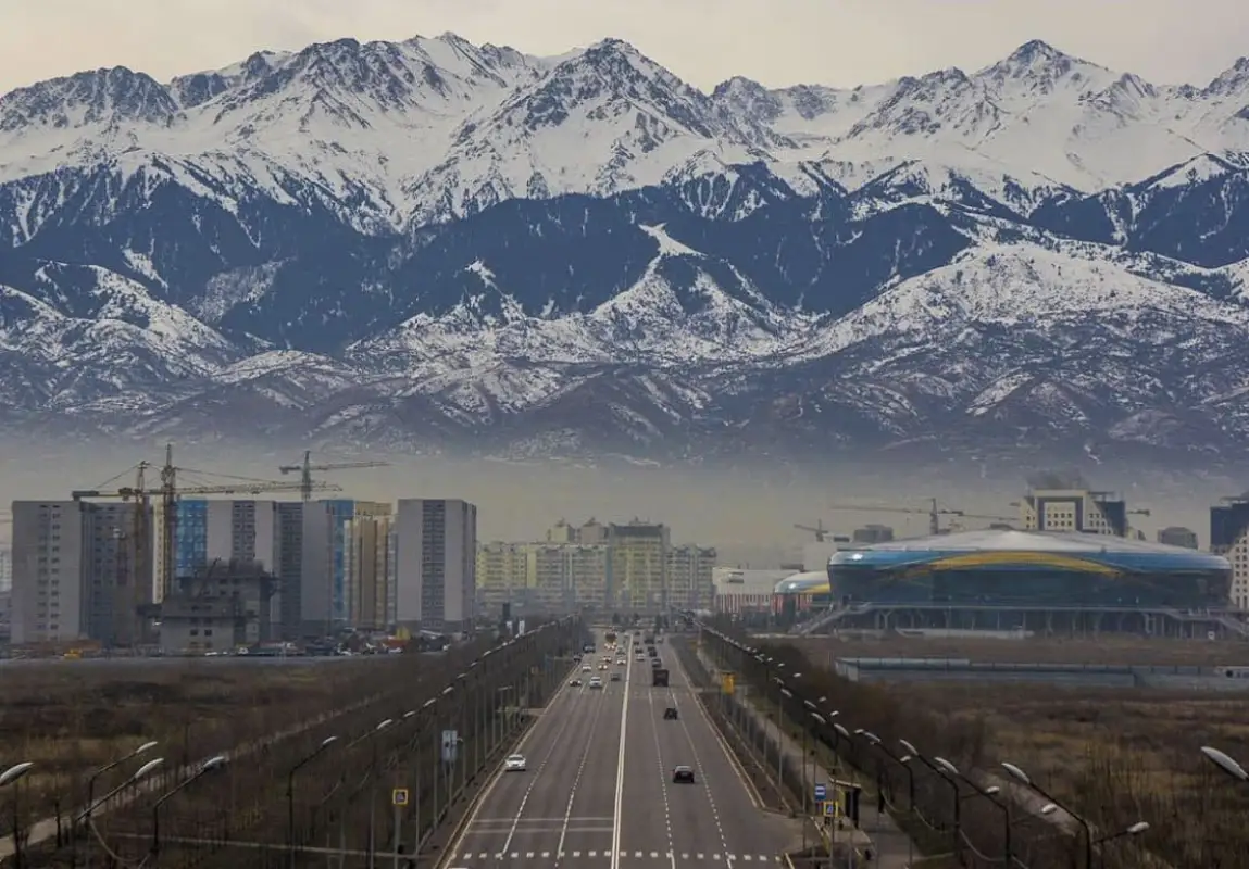 Алматы превзошёл Нур-Султан: почти 8 тысяч случаев COVID19 выявили за сутки в Казахстане