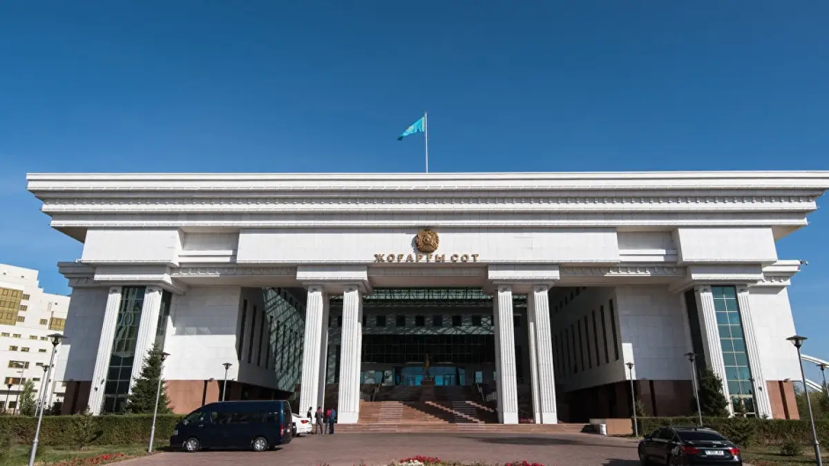 На владельца и руководство СМИ завели адмдело из-за кадров с присяжными заседателями по делу Бишимбаева