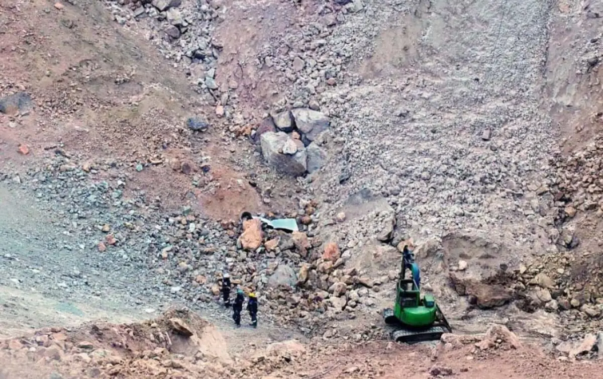 На руднике «Майкаинзолото», где упал автобус, приостановили фабрику