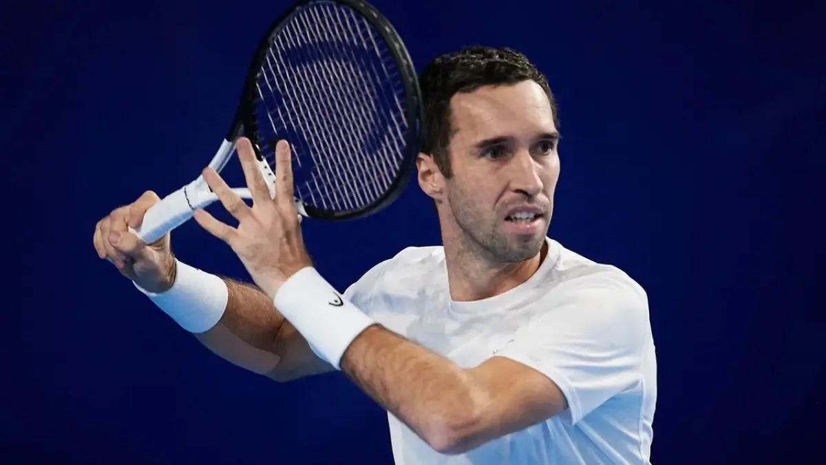 Davis Cup: Кукушкин проиграл, Бублик выиграл