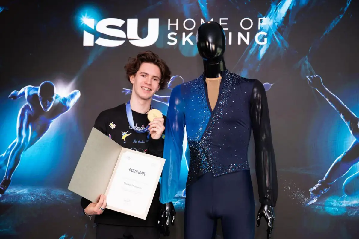 Шайдоров передал в Олимпийский музей свою важную вещь