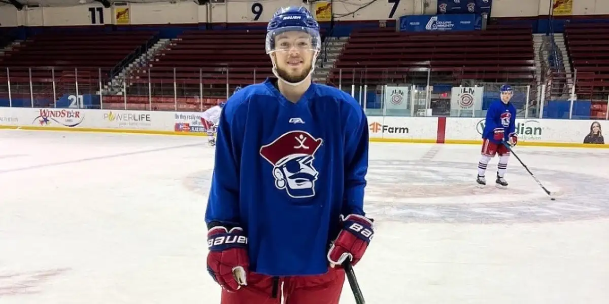 Экс-игрок "Барыса" набрал два очка в первом матче в США