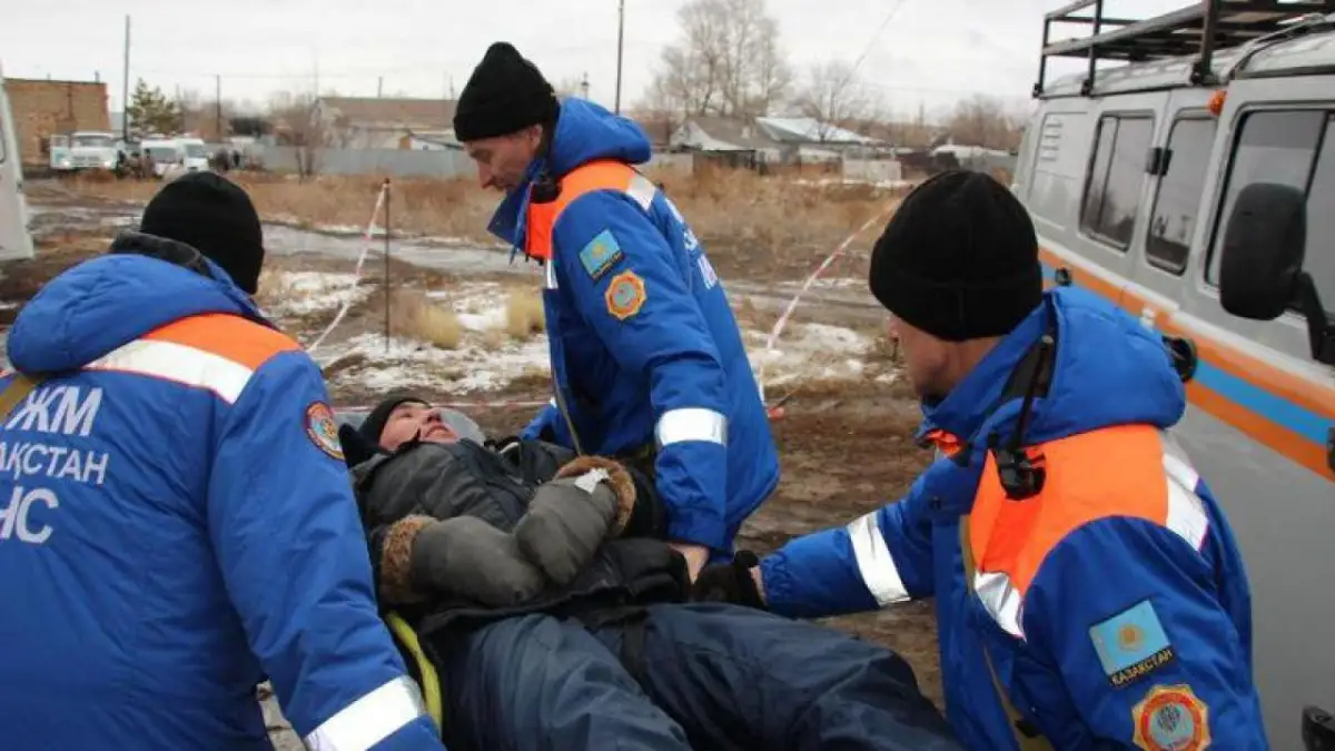 Президент Казахстана поручил воссоздать Министерство по ЧС 