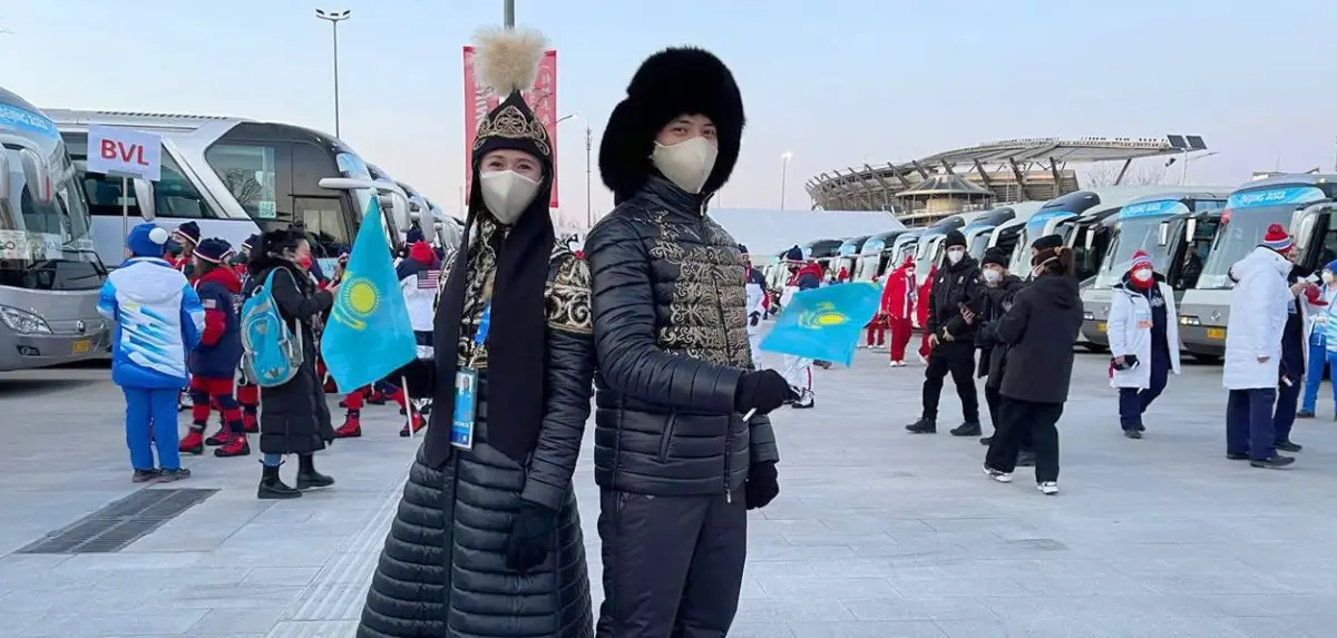 Неожиданно: в каких костюмах знаменосцы сборной Казахстана выйдут на церемонию открытия Олимпиады-2022