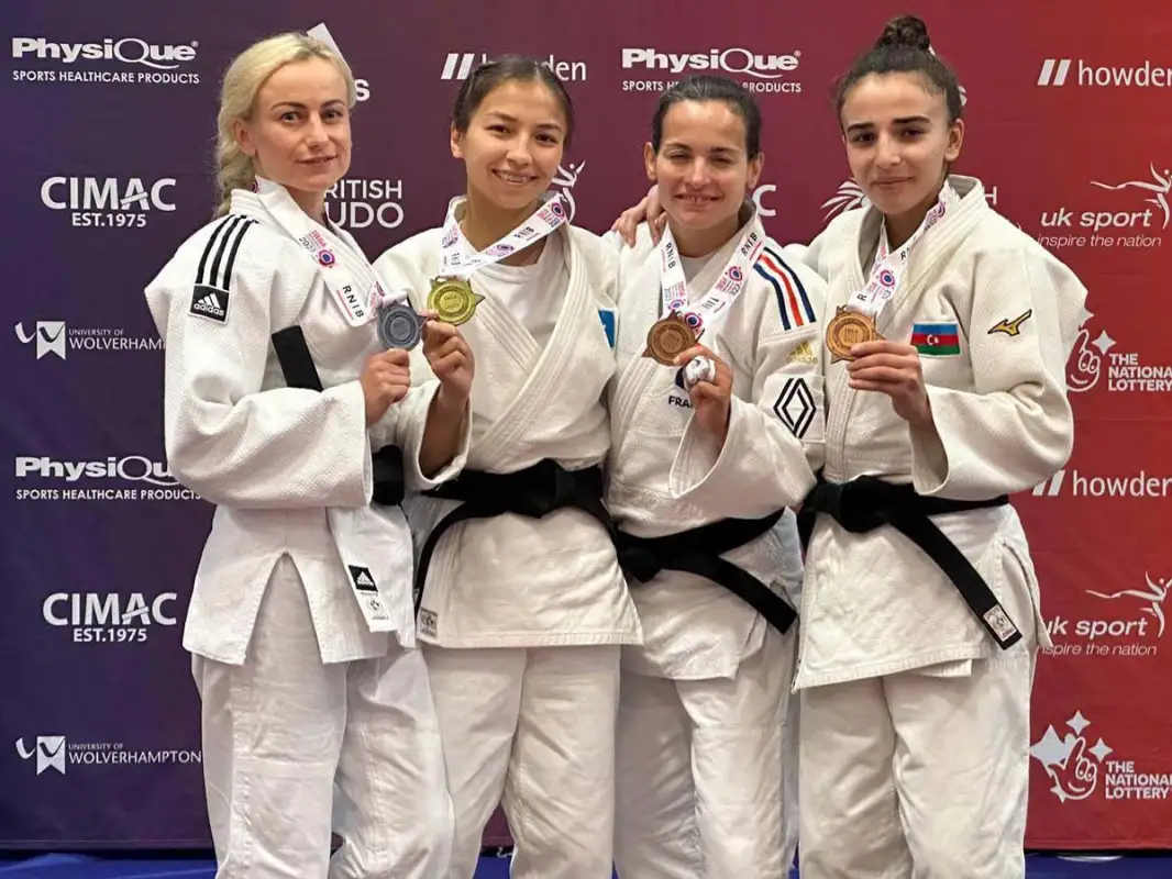 Асхат Оралов поздравил парадзюдоистов сборной Казахстана с медалями