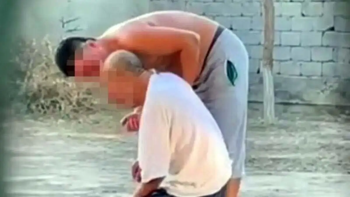 Избивал отца: прокуроры просят более суровый приговор 