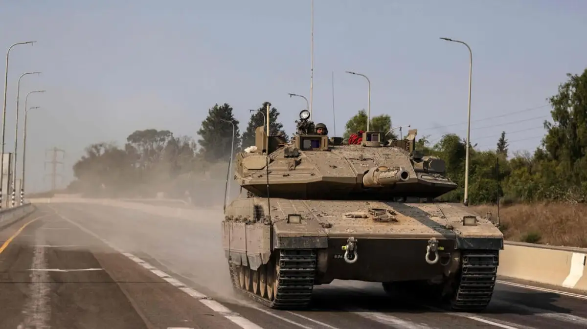 Израиль перешел в «состояние войны» официально