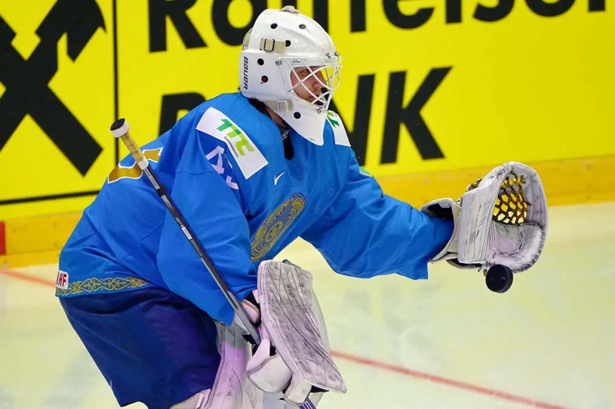 Шутов, Старченко, Орехов названы лучшими игроками в сборной Казахстана