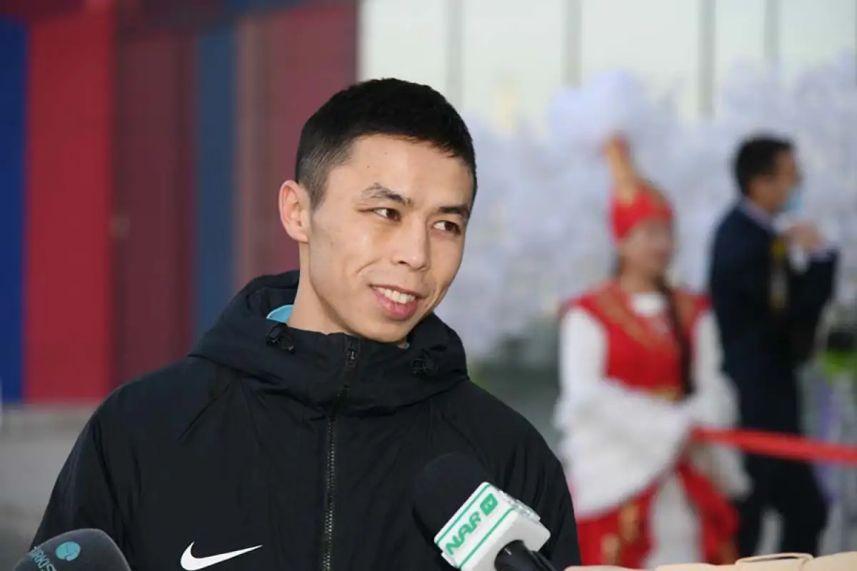 За чей счет боксеру Сакену Бибосынову подарили квартиру в Туркестане