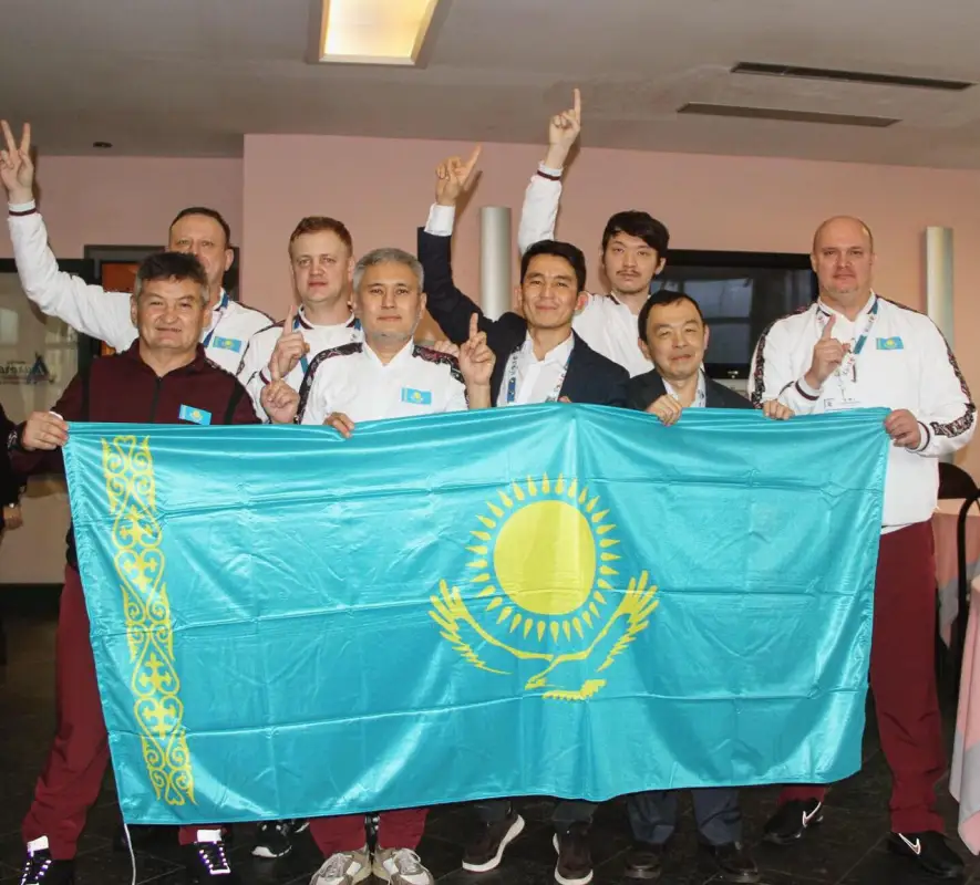 Казахстанцы взяли "золото" на Сурдлимпиаде по шахматам