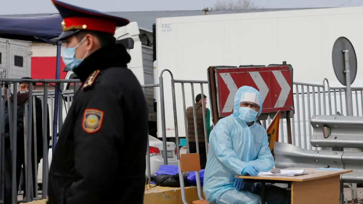 За сутки в Казахстане выявили 44 случая пневмонии и 716 случаев коронавируса