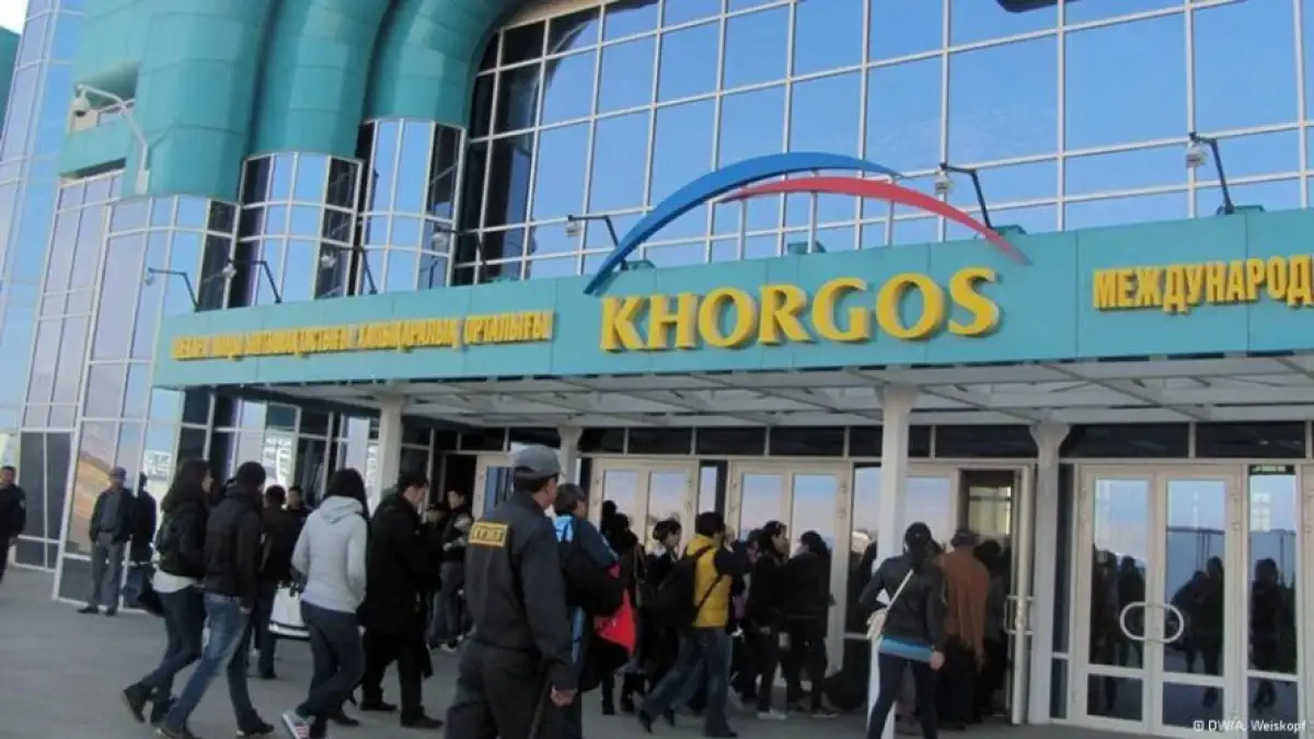 Токаев указал на проблемы в работе МЦПС Хоргос и погранпунктах с Китаем