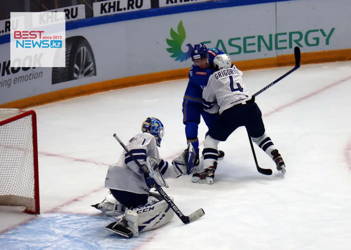 "Дубль" Дица усложнил задачу Динамо в матче КХЛ