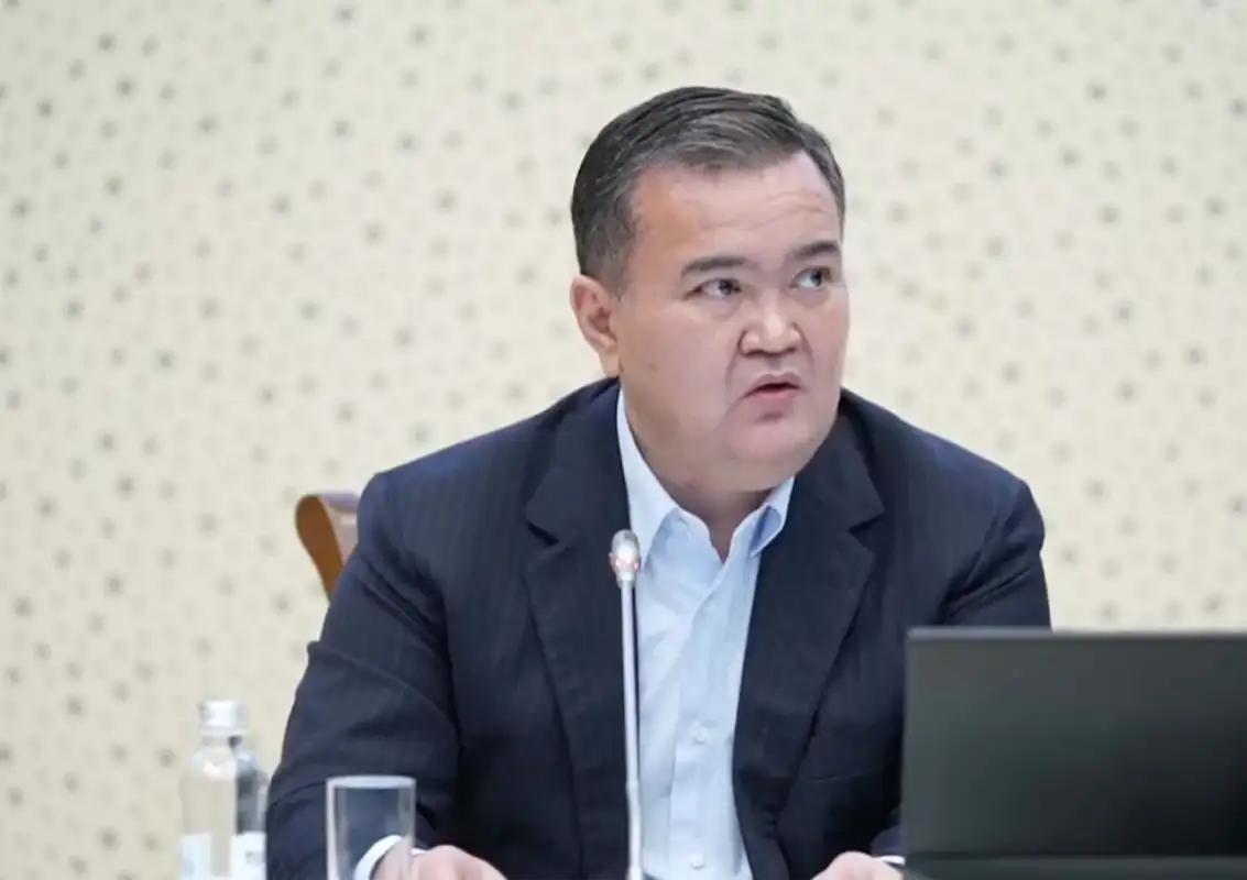 LIVE: Аким Астаны Женис Касымбек отвечает на вопросы жителей района Нура