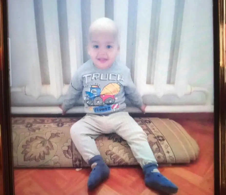 В Атырауской области 700 человек ищут пропавшего 1,5-годовалого мальчика