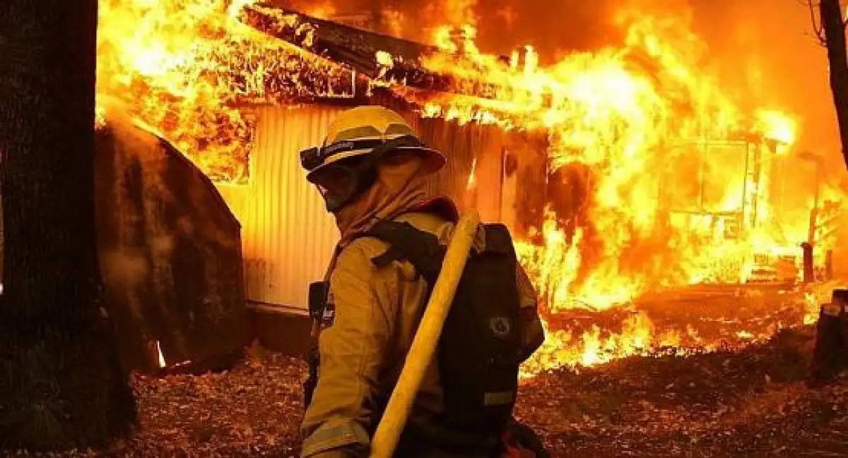 В Казахстане стало больше гибнуть пенсионеров и безработных на пожарах – МЧС