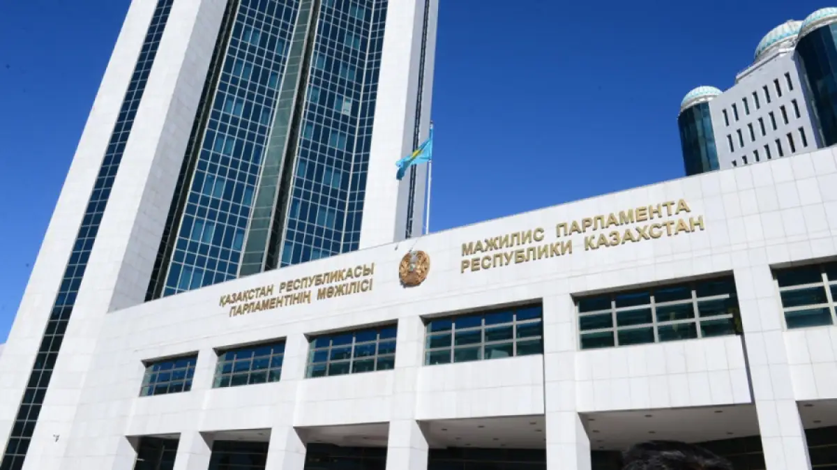 Назарбаева и Нигматулин вошли в список депутатов от «Nur Otan»