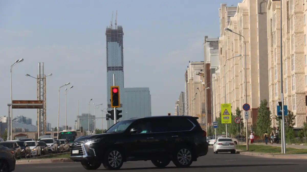 Жара, местами дожди: погода по Казахстану на выходные