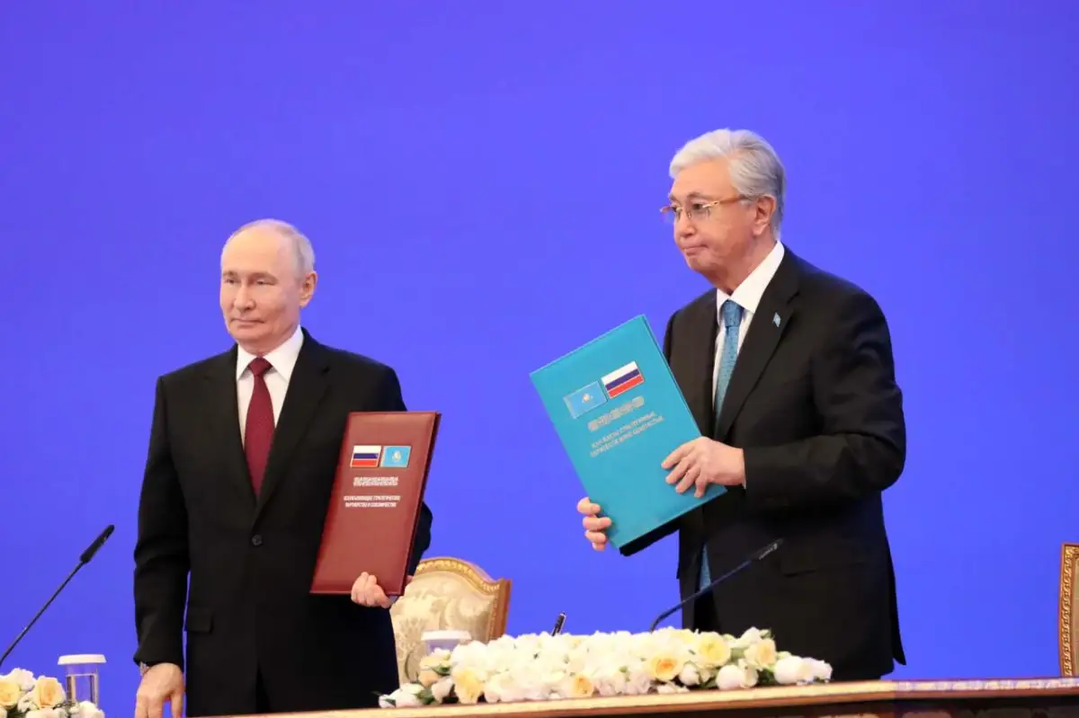 Президенты Казахстана и России подписали Совместное заявление о семи основах дружбы и добрососедства народов двух стран
