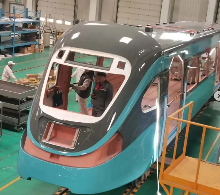 Как собирают вагоны для LRT в Астане