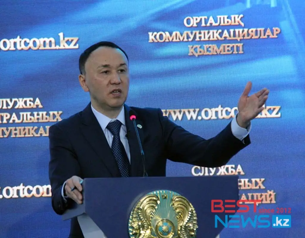 Аким Костанайской области заразился коронавирусом