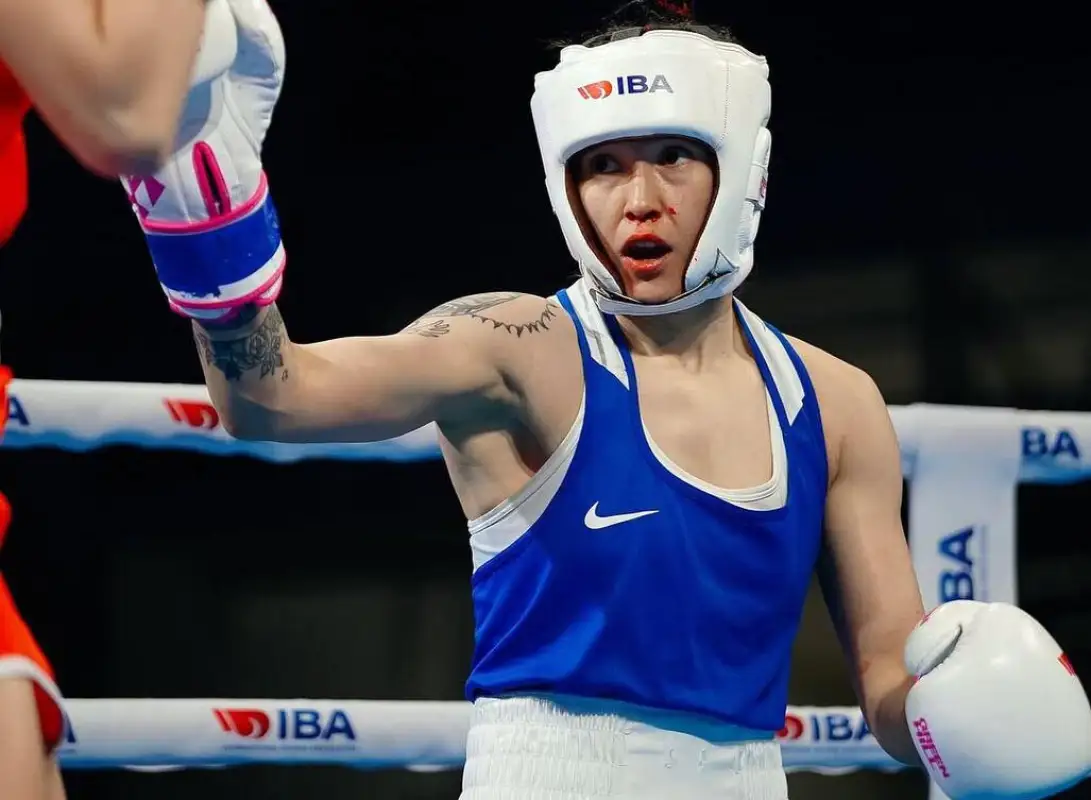 Прямой эфир битвы боксерш сборной Казахстана за выход в финал