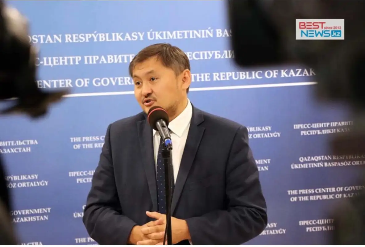 Саясата Нурбека спросили о будто бы возможном вознаграждении за открытие филиалов иностранных вузов