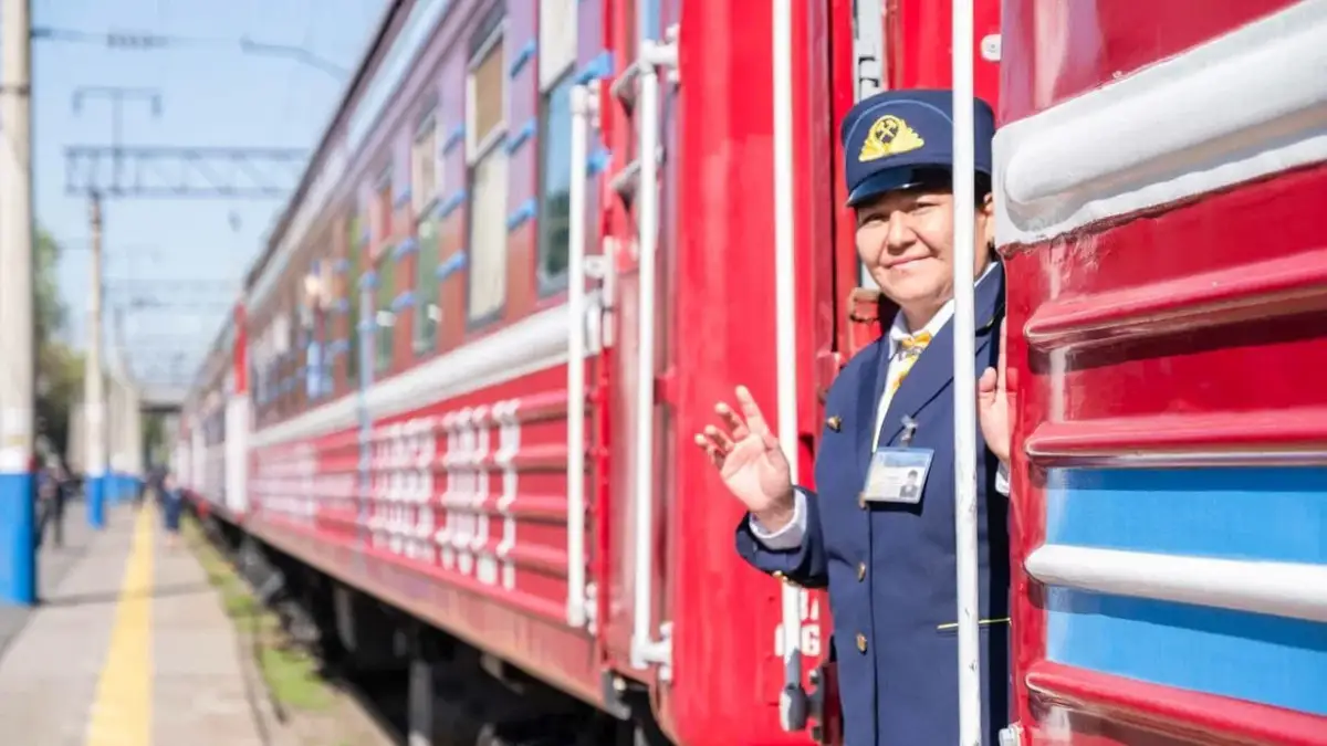 Казахстанки стали чаще выбирать «женские» вагоны