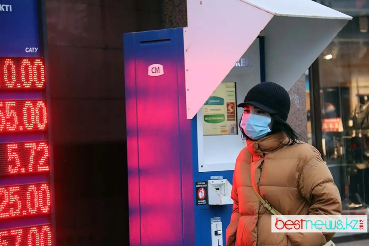 Доигрались: Нацбанк установил потолок курсовой разницы для "обменников"