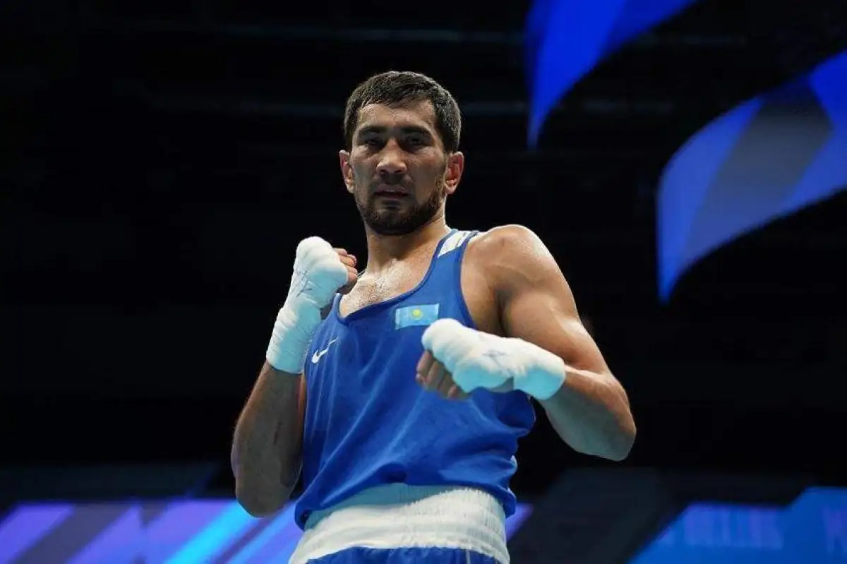 Шымбергенов выиграл свой поединок у хозяина Азиатских игр