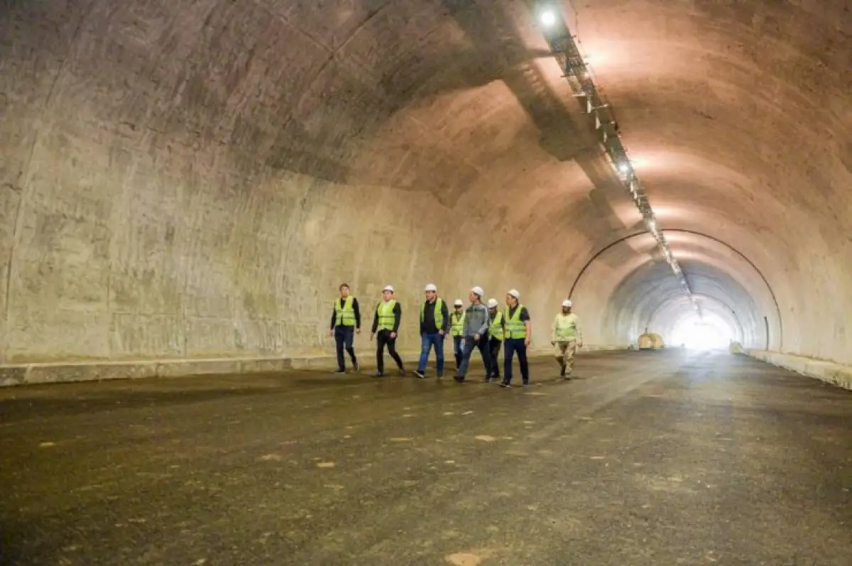 Какие дороги будут достроены в Казахстане