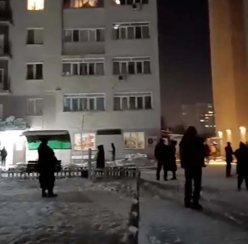 В Алматы ощутили подземные толчки - в некоторых районах люди вышли на улицы