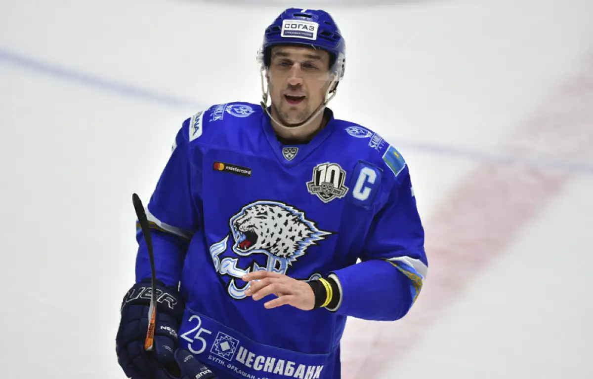 "Барыс" объявил о расставании с защитником, обратившись к нему по имени-отчеству